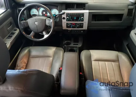 2008 Dodge Dakota Quad Laramie z USA, uszkodzony, nr VIN 1D7HW58N98S599551